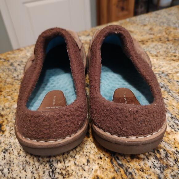 Simple Brown Slip-On Comfortable Slippers Shoes Size 10 - Picture 10 of 12